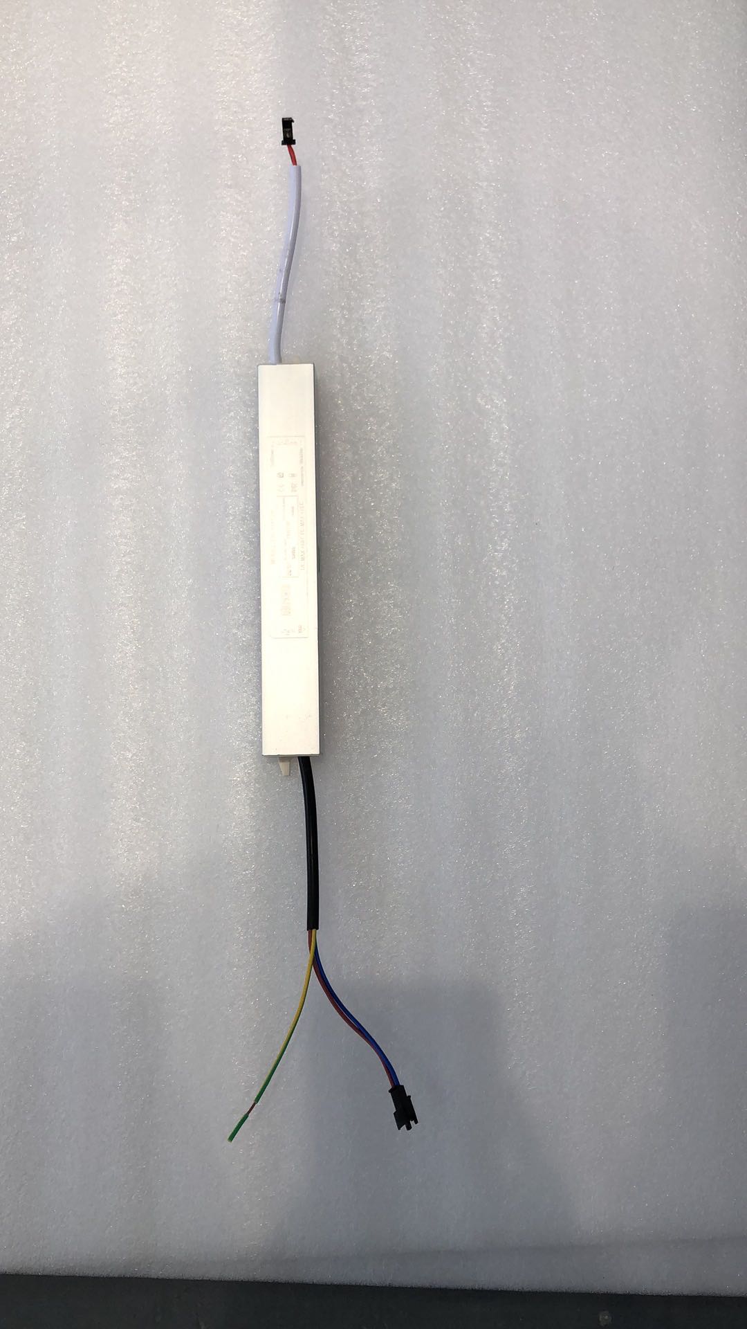 Tokvon Bathroom Mirror Cabinets adapter